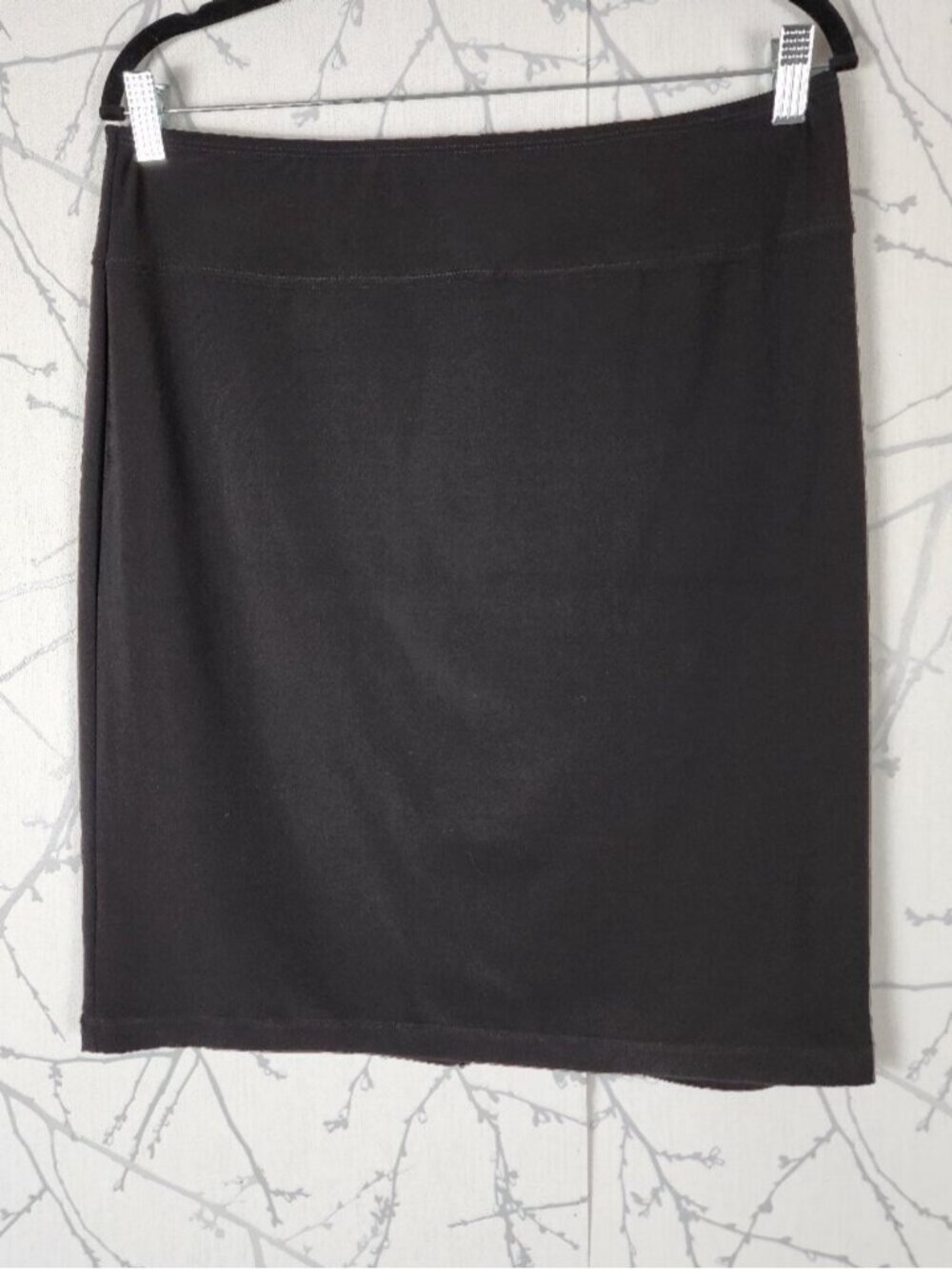 Frank Lyman Black Slinky Stretch Jersey Knit Pull On Pencil Skirt
